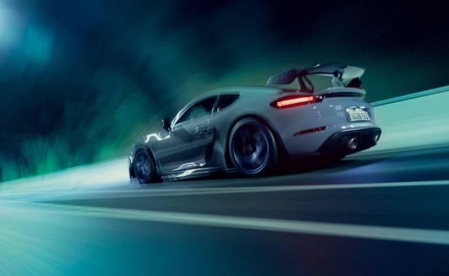 718 RS 高性能驾驶体验