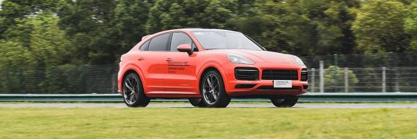 Cayenne Driving Experience